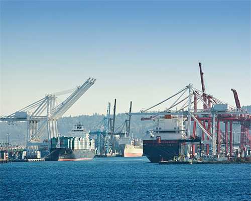 品牌商家第一太平戴维斯联姻富力·现代广场