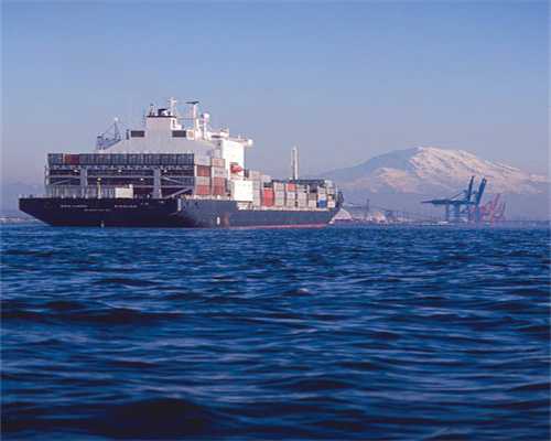 越来越多人不铺瓷砖和地板了，而是选择整屋做水泥，省钱还实用