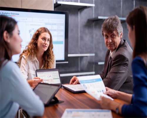 奥迪申请用于遮盖蓄能器的机动车底部保护装置专利，可间隔蓄能器