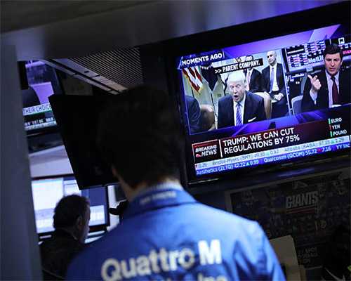 【十堰】让 “水泥灰”换装“迷彩绿”！十堰城区开展桥头立体绿化