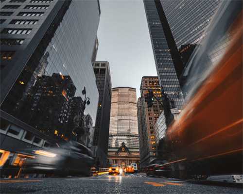 佳兆业由“橙”转“黄”，“长安8号”百亿装入上市平台